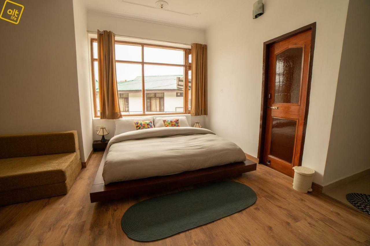 Hostel Alt Life - Dharamkot McLeod Ganj Exterior foto