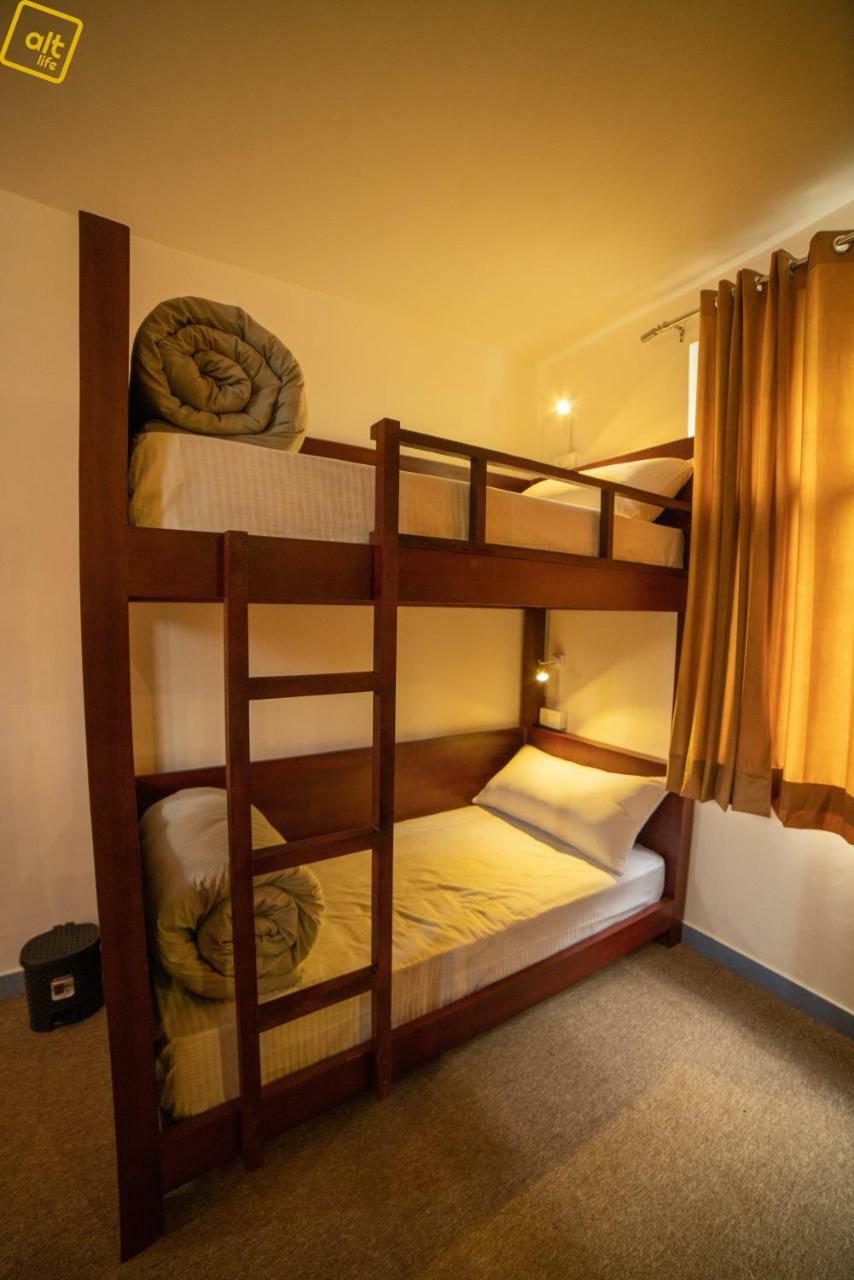 Hostel Alt Life - Dharamkot McLeod Ganj Exterior foto